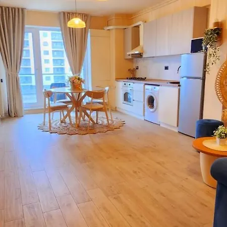Infinity Boutique - Gym Roof & Apartment 3*