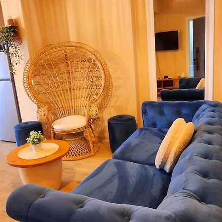 Infinity Boutique - Gym Roof & Apartment Navodari