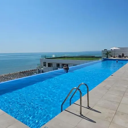 Apartment Infinity Boutique - Gym Roof & Navodari